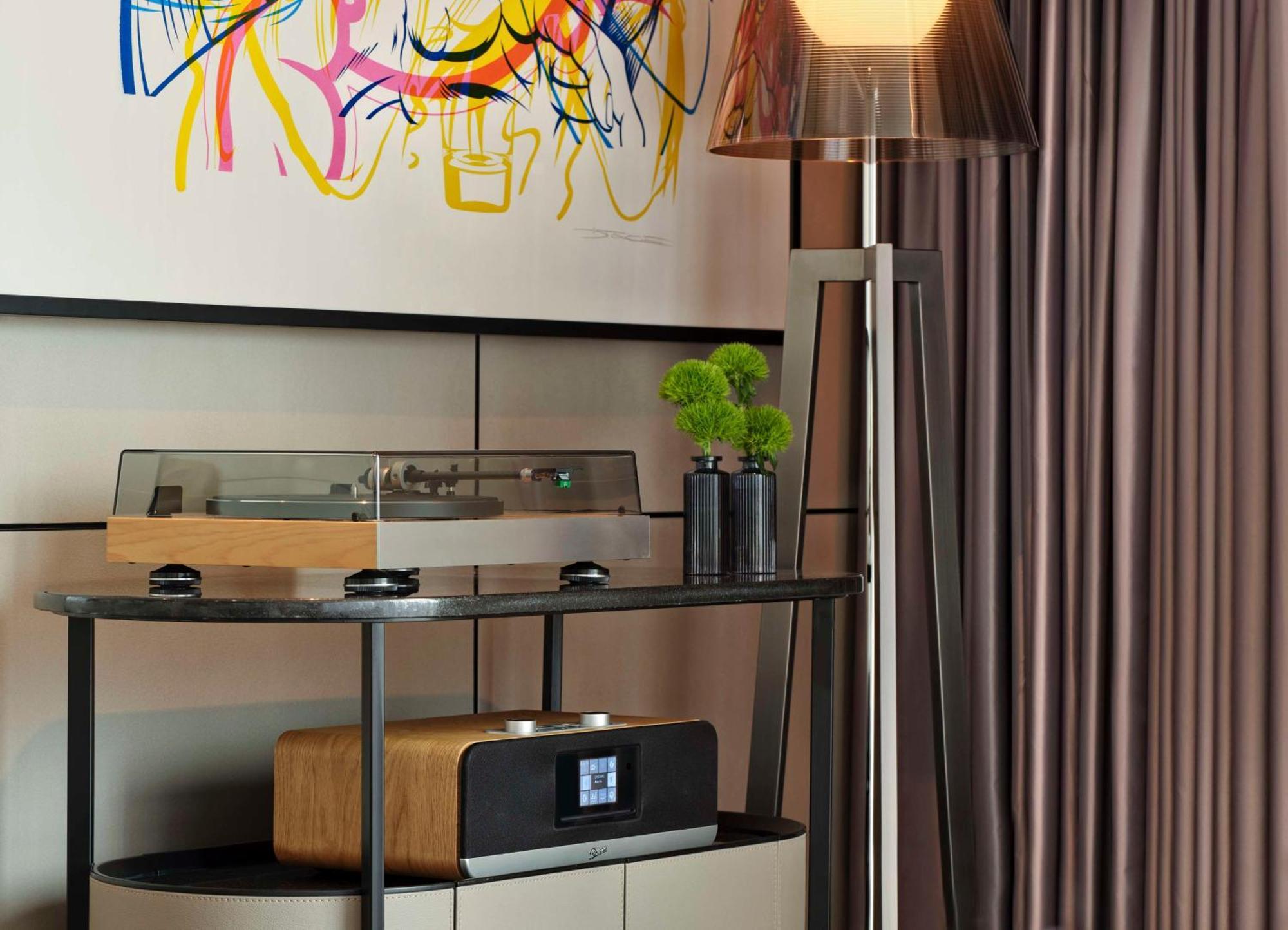 Art'Otel London Hoxton, Powered By Radisson Hotels Dış mekan fotoğraf
